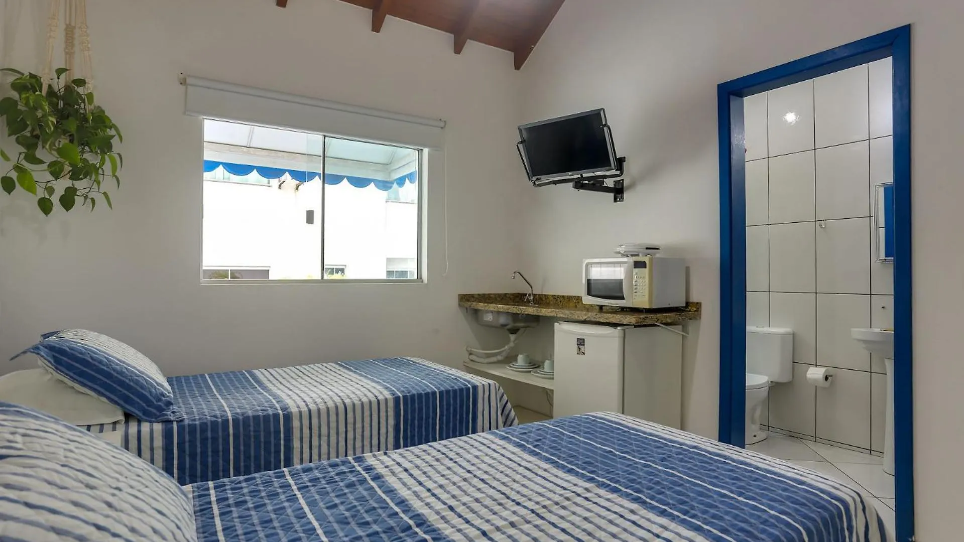 **** אורחן בומבינאס Pousada Canario Azul (Adults Only) ברזיל