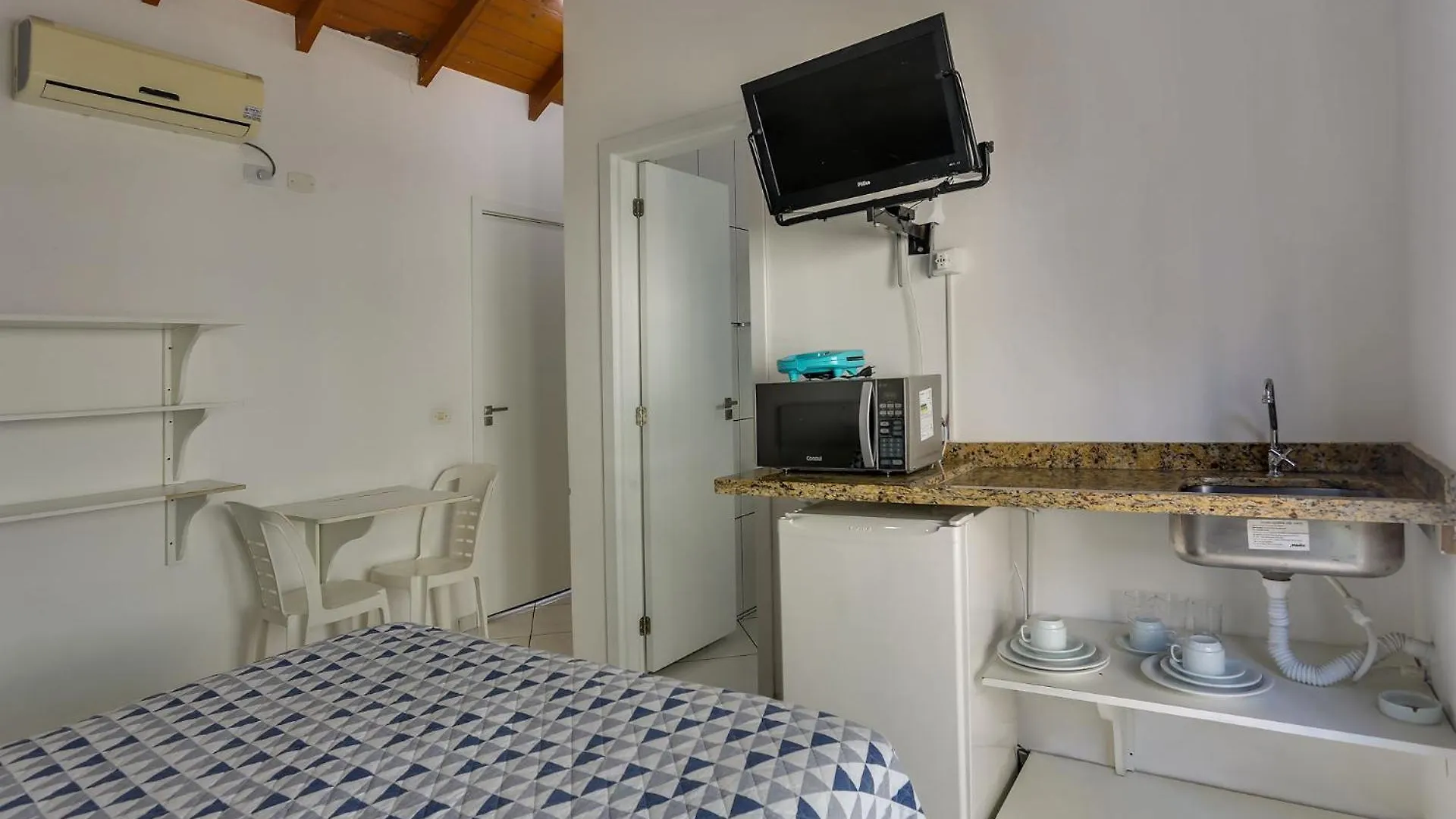 בומבינאס Pousada Canario Azul (Adults Only)